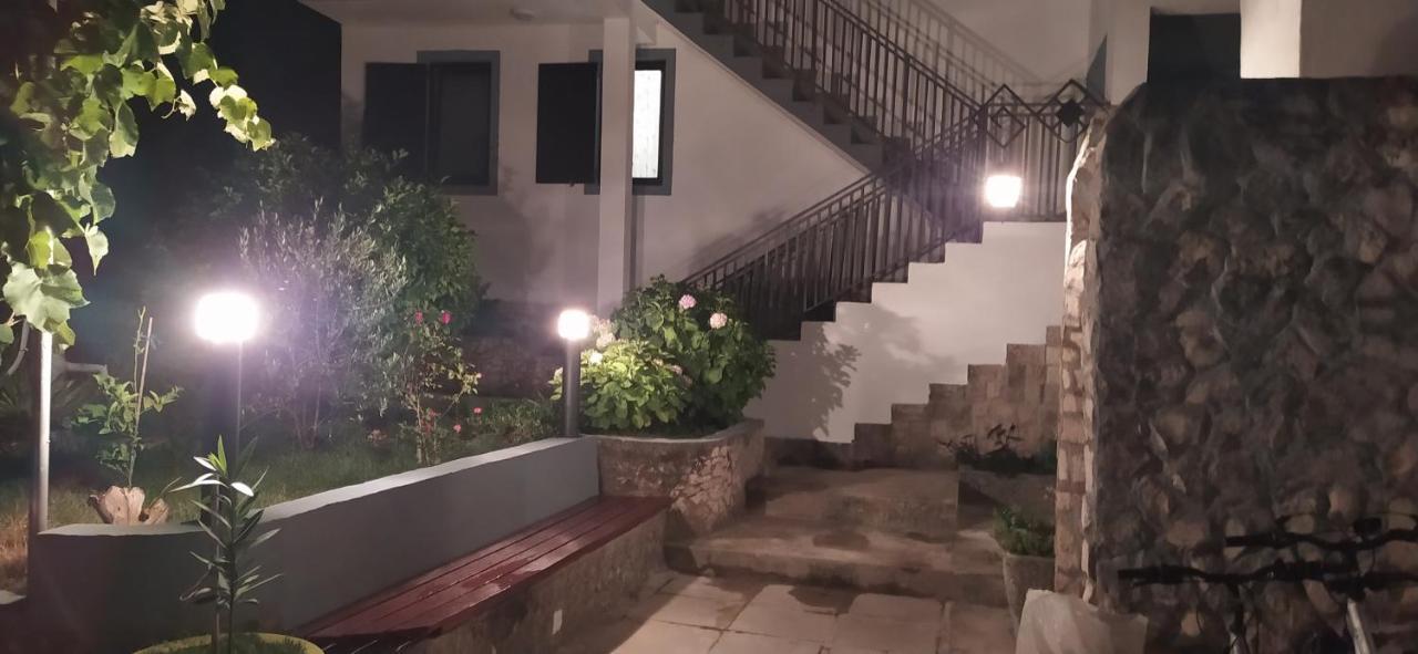 Apartment Lavanda Nova Ražanj Exterior foto
